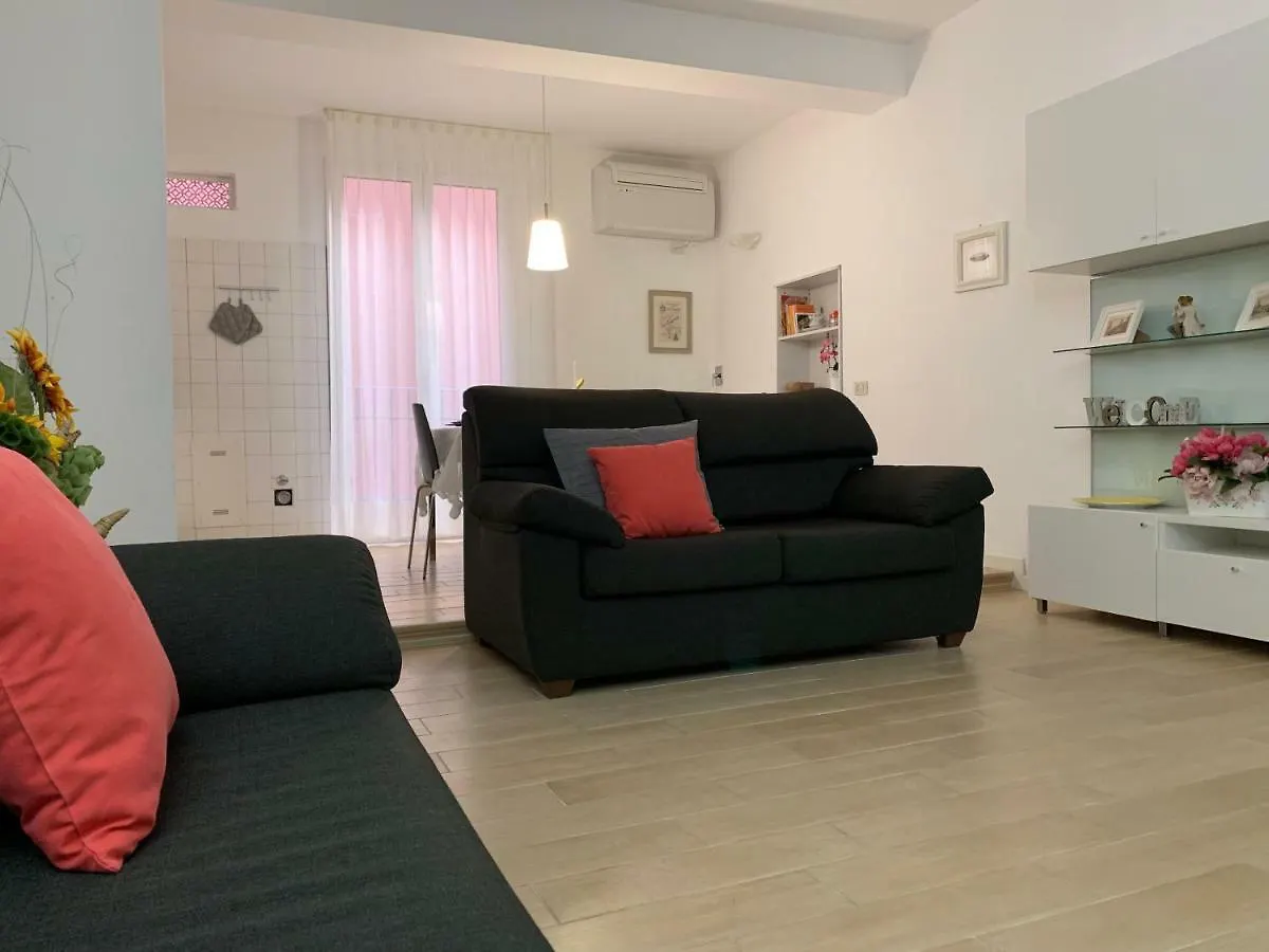 Appartamento Temporary House vicolo Colombina Bologna Italia
